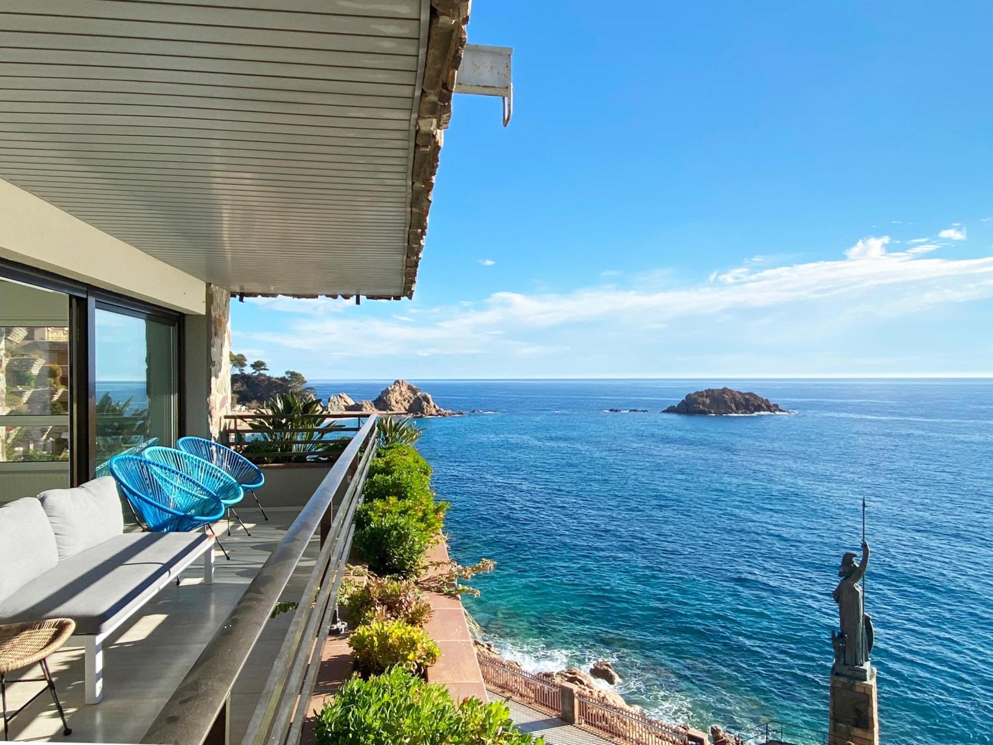 Magnificent Apartment At The Sea Front Of Tossa De Mar Dış mekan fotoğraf